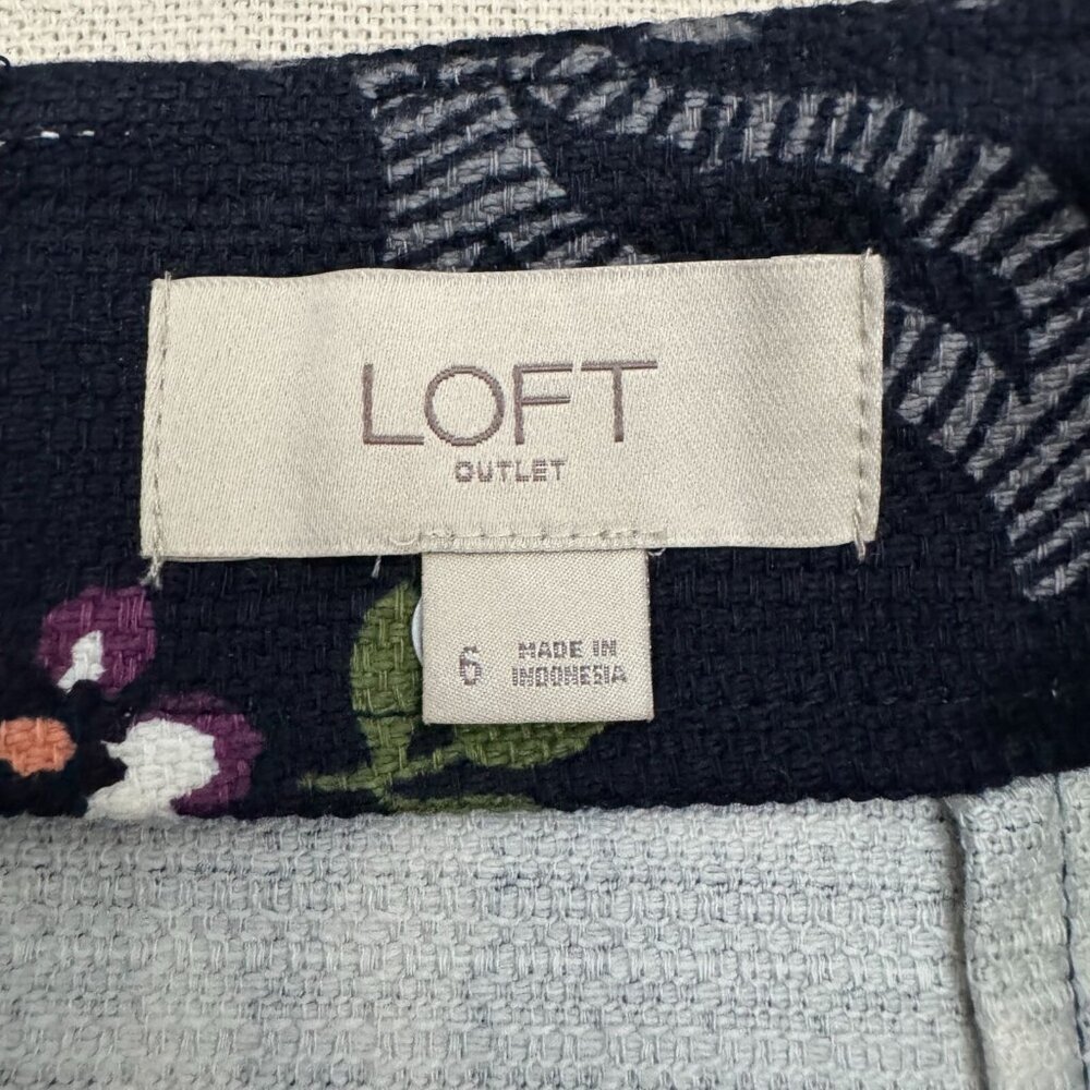 LOFT Floral Pencil Skirt Women’s Size 6 Blue Red Zip Back Vent - Picture 7 of 8
